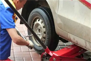 丹寨附近拖车24小时服务热线电话