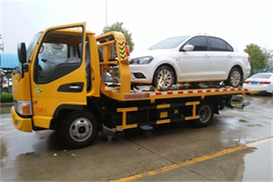 丹寨附近拖车救援24小时服务热线